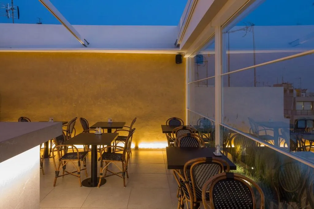 Bar, Lozenge Hotel, Athens