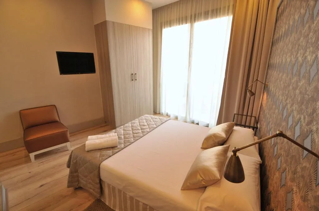 Room, Casa Balmes, Barcelona