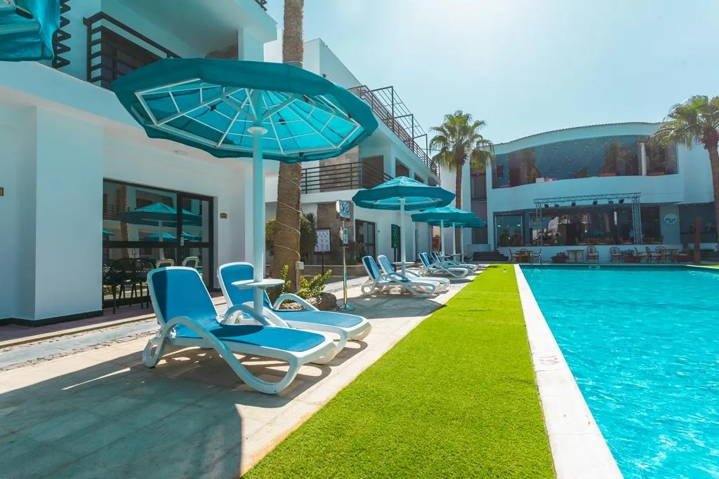 Pool, La Rosa Waves Beach Resort And Aqua Park, Red Sea Riviera