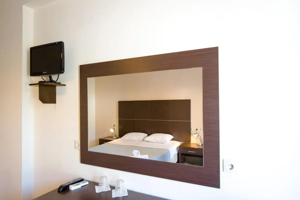 Double or Twin STANDARD Room, Kamari Blue Boutique Hotel, Santorini