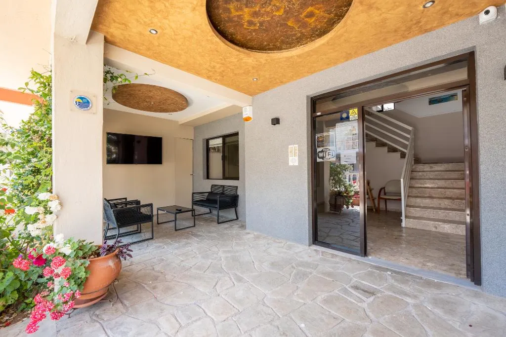 Terrace, Milonas House Apartments, Halkidiki