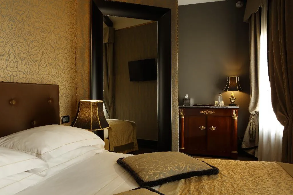 DOUBLE EXECUTIVE Room, Aqua Palace, Venice
