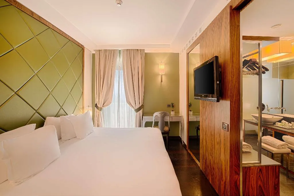 Room, NH Collection Taormina, Taormina