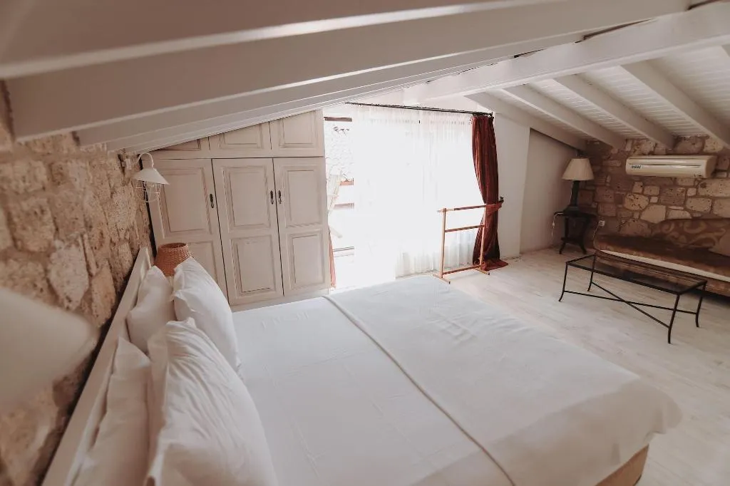 Room, Tashmahal, Izmir