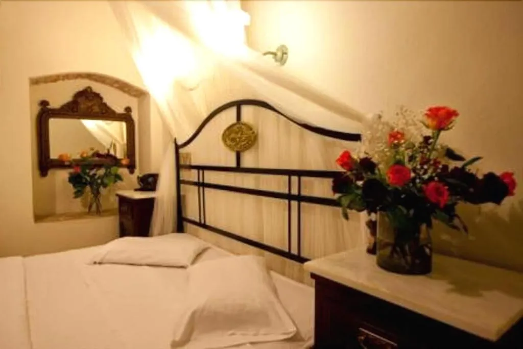 Room, Pandora Suites, Crete