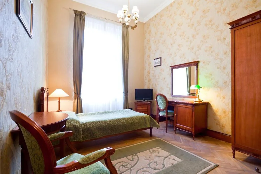 Room, Hotel Royal, Krakow