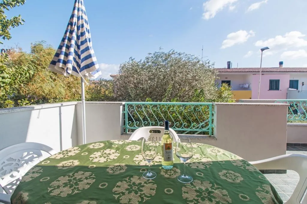 APARTMENT THREE BEDROOMS Room, Residence Club Gli Ontani, Olbia