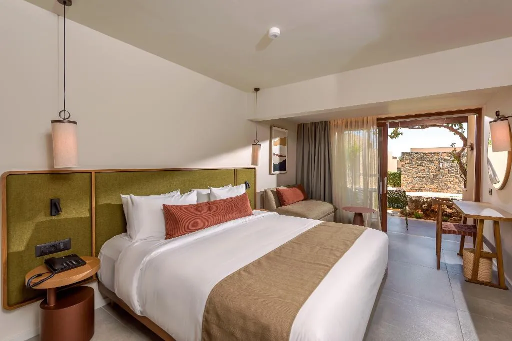 JUNIOR SUITE GARDEN VIEW Room, Blue Sea Beach Affiliated by Melia, Crete
