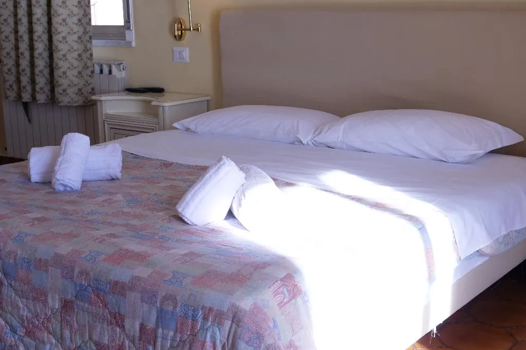 SUITE WITH BALCONY Room, Hotel Elios, Taormina