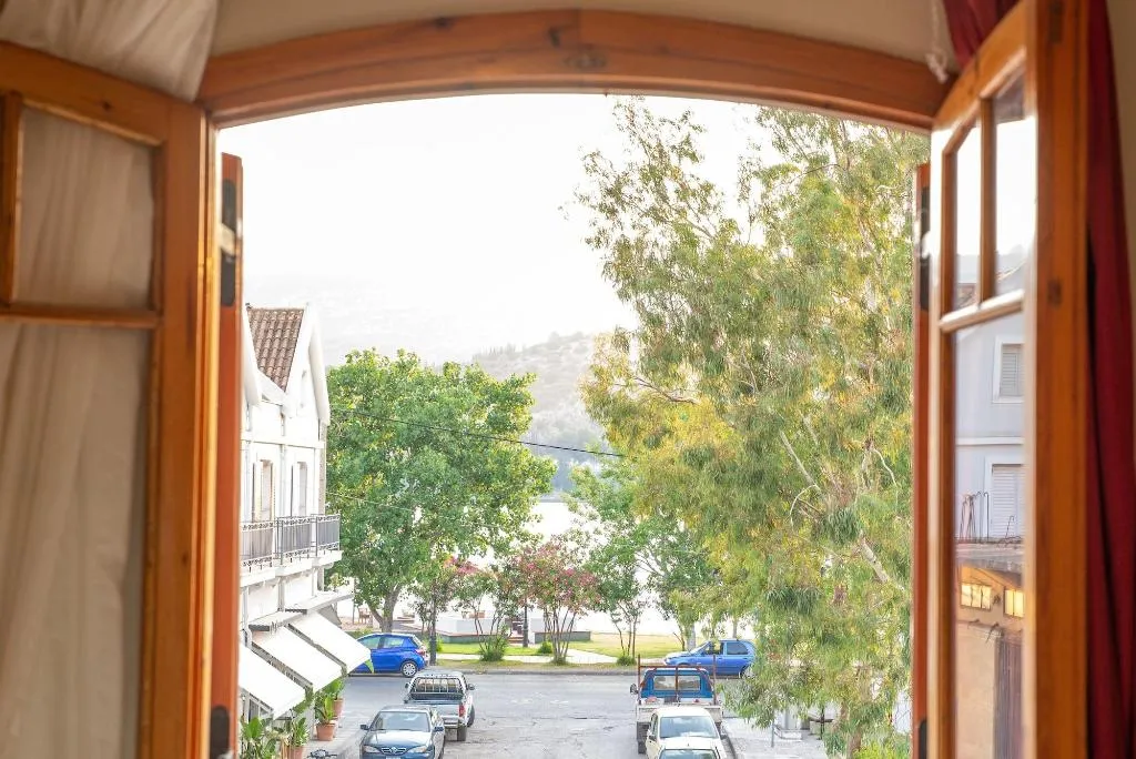 Room, Sisiotisa, Kefallinia