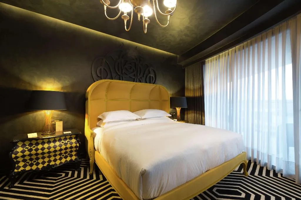 DOUBLE DELUXE Room, Doubletree By Hilton Izmir Airport, Izmir