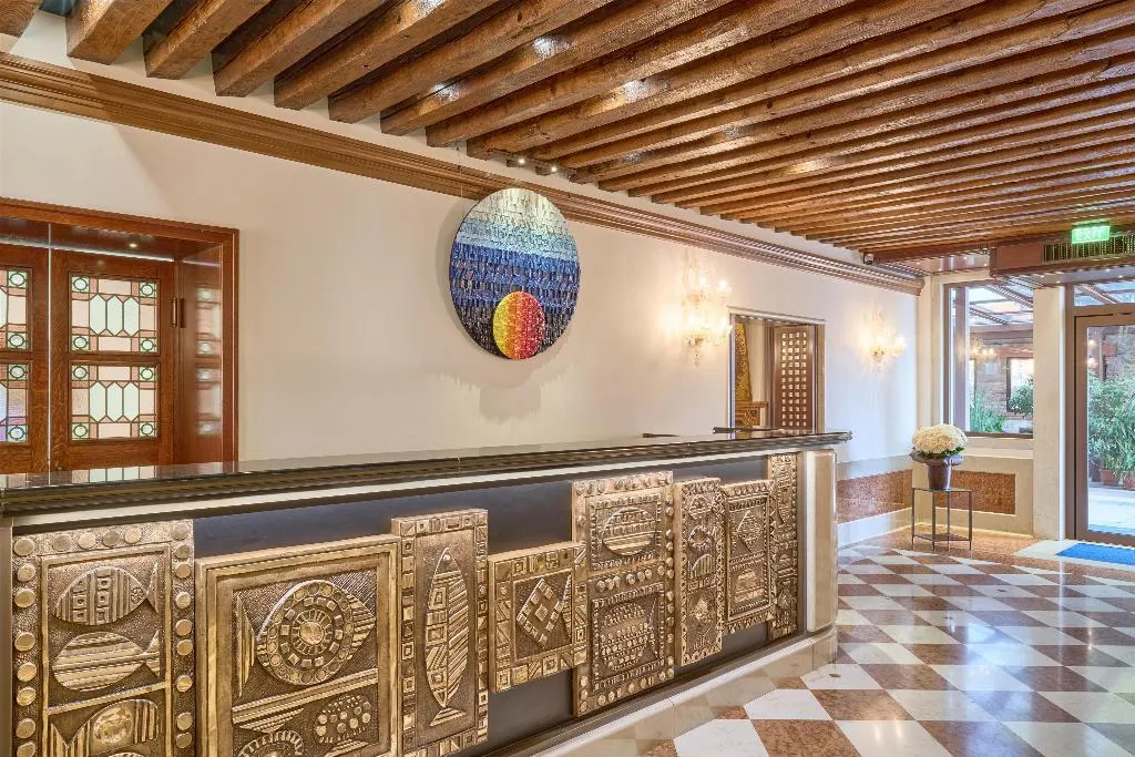 Lobby, Santa Chiara, Venice