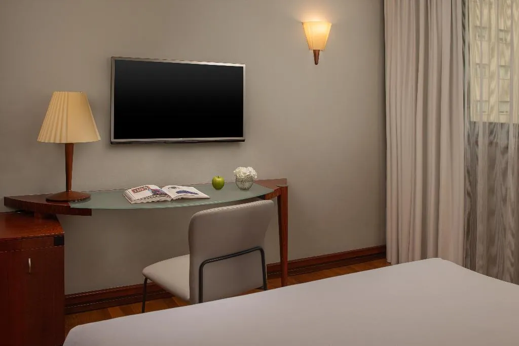 DOUBLE SINGLE USE SUPERIOR Room, NH Milano Machiavelli, Milan