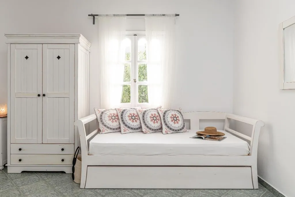 FAMILY ROOM DELUXE WITH TERRACE Room, Palatiana Agriturismo - Philoxenia Cottages, Crete