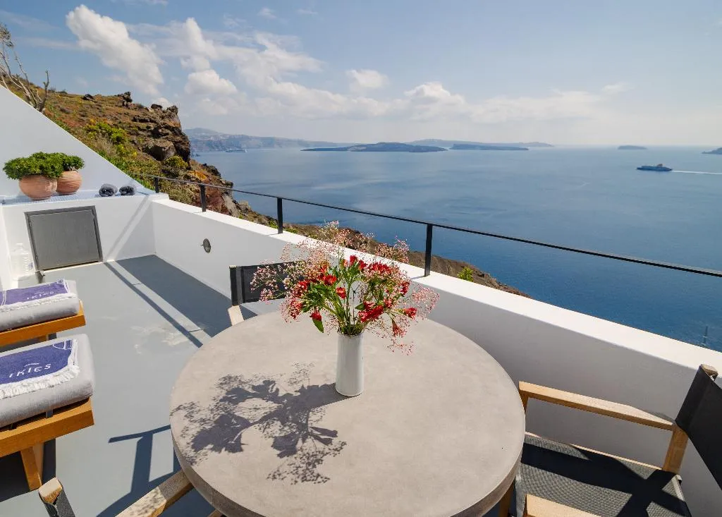 SUITE SEA VIEW Room, IKIES Santorini, Santorini