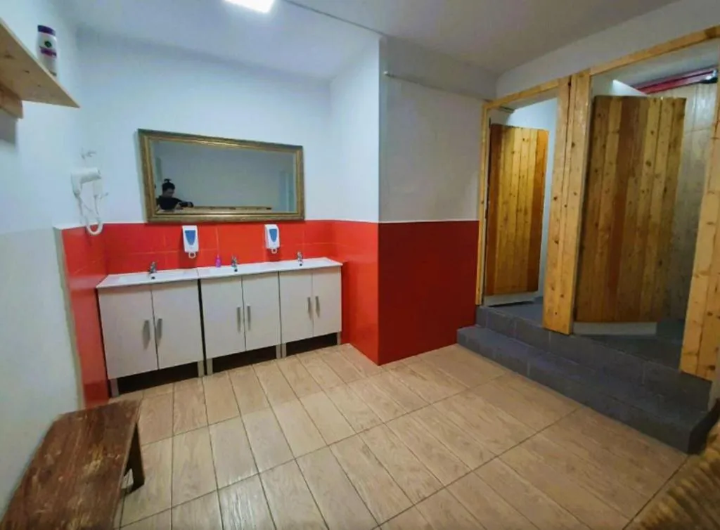 DOUBLE ONE BED Room, Break N Bed Hostel, Barcelona