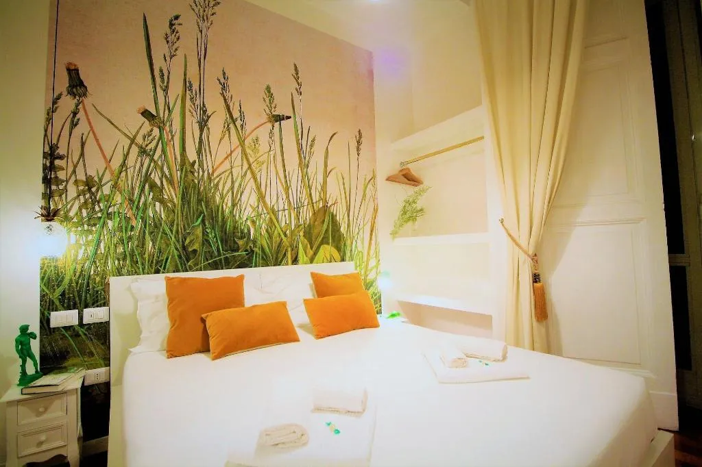 Room, Napoli Tree - Lungomare, Naples