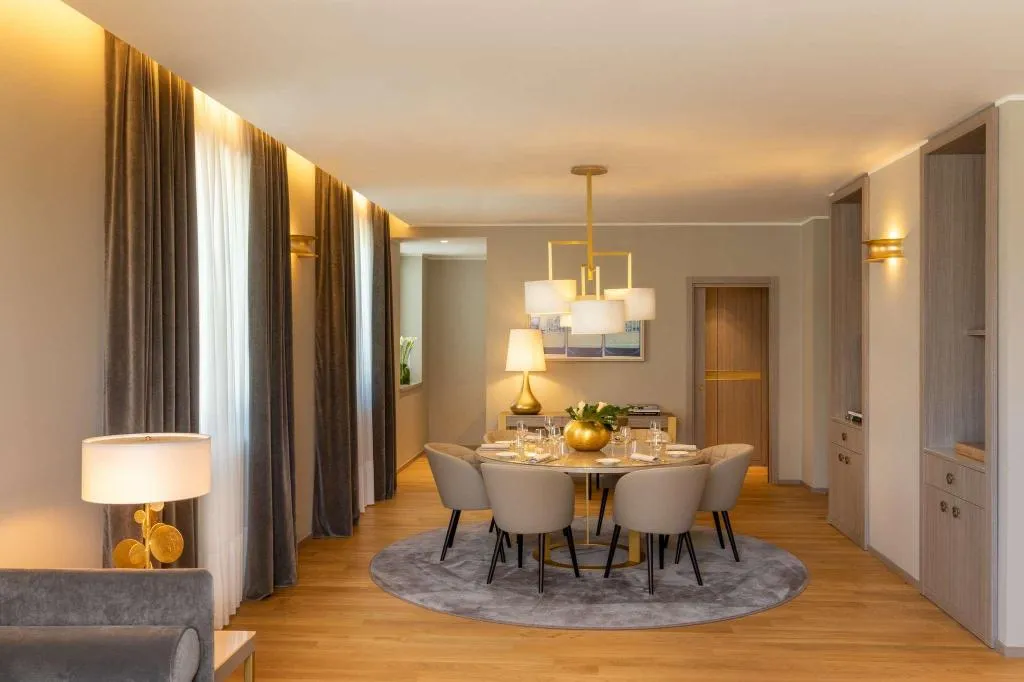 Room, Rosa Grand Milano - Starhotels Collezione, Milan