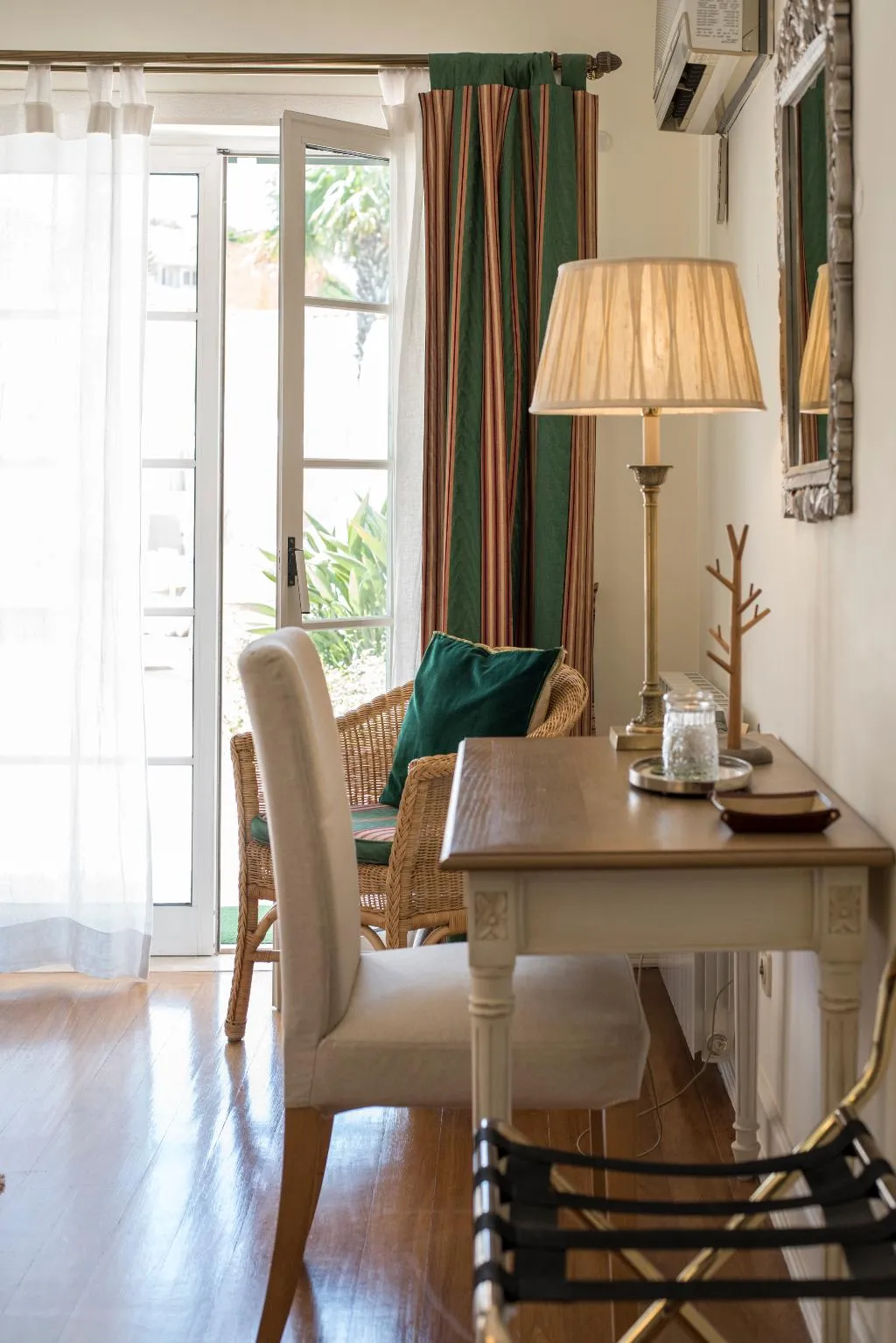 Double or Twin SUPERIOR Room, The Charm of Cascais, Lisbon