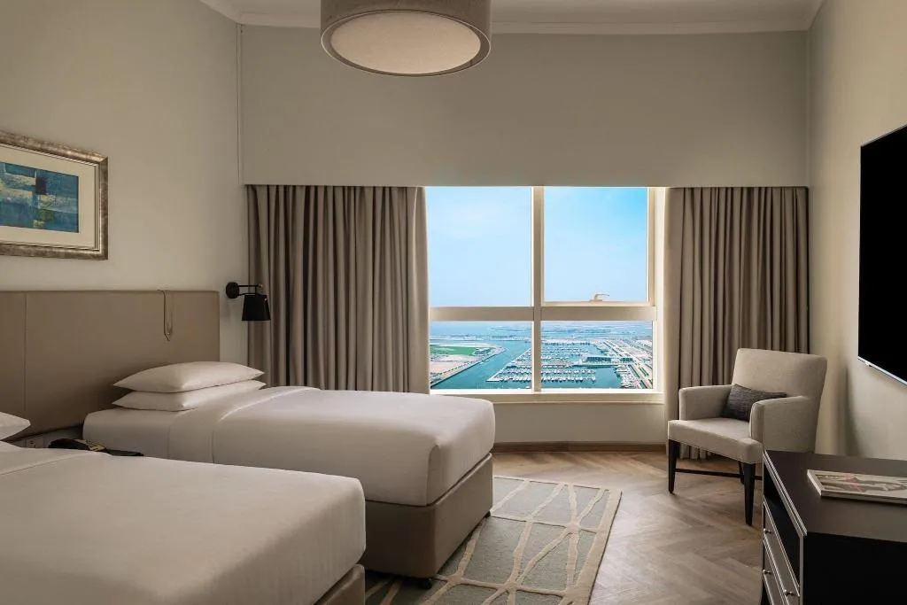 Room, Dubai Marriott Harbour Hotel & Suites, Dubai