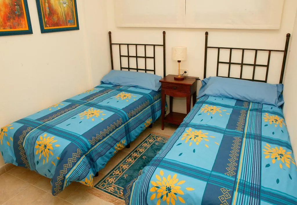 APARTMENT CAPACITY 5 TWO BEDROOMS Room, Albir Confort Estrella Apartamentos, Costa Blanca