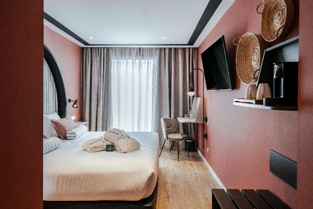 DOUBLE SINGLE USE PREMIUM Room, Vincci Bonjardim, Porto