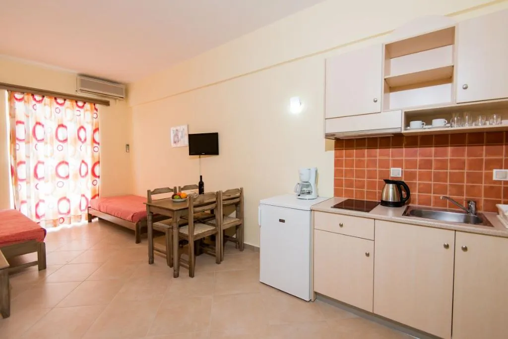 APARTMENT STANDARD Room, Daisy, Crete