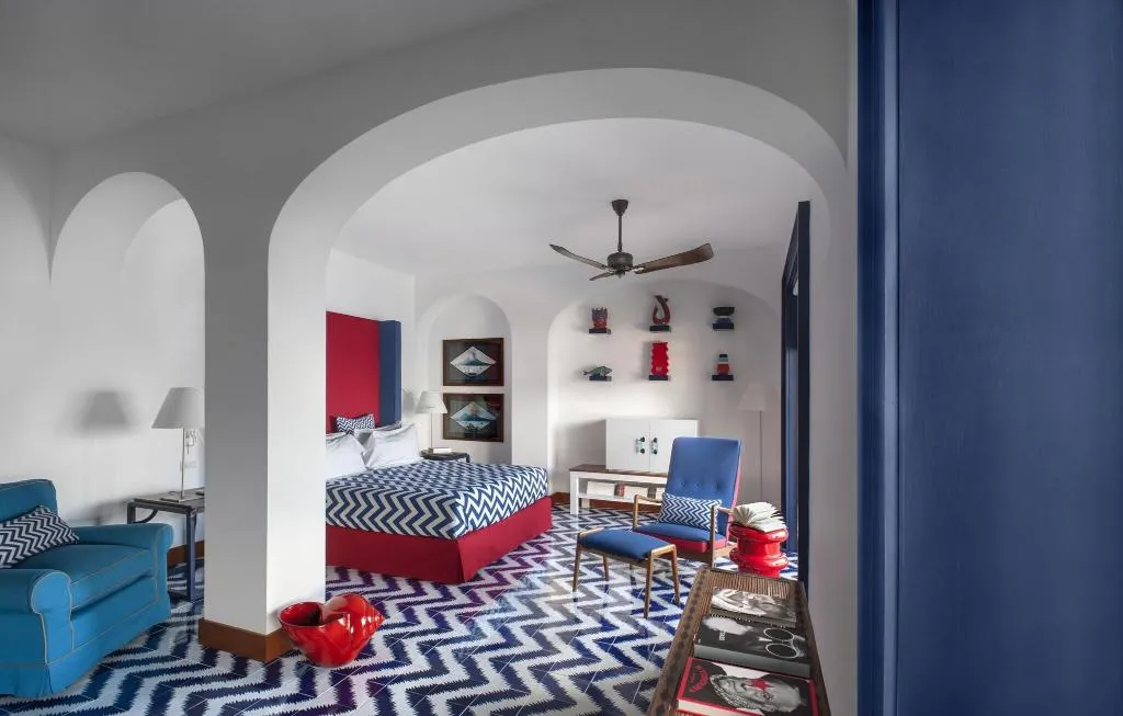 JUNIOR SUITE SEA VIEW WITH BALCONY Room, Maison La Minervetta, Naples