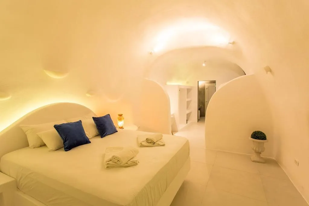 Room, Boutique 88 Fira, Santorini