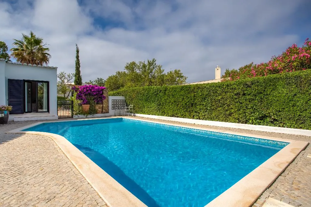 VILLA THREE BEDROOMS WITH PRIVATE POOL Room, Quinta do Paraiso, Algarve