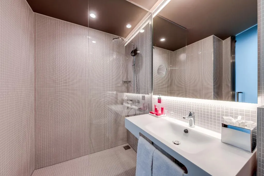 DOUBLE PREMIUM Room, nhow Amsterdam RAI, Amsterdam