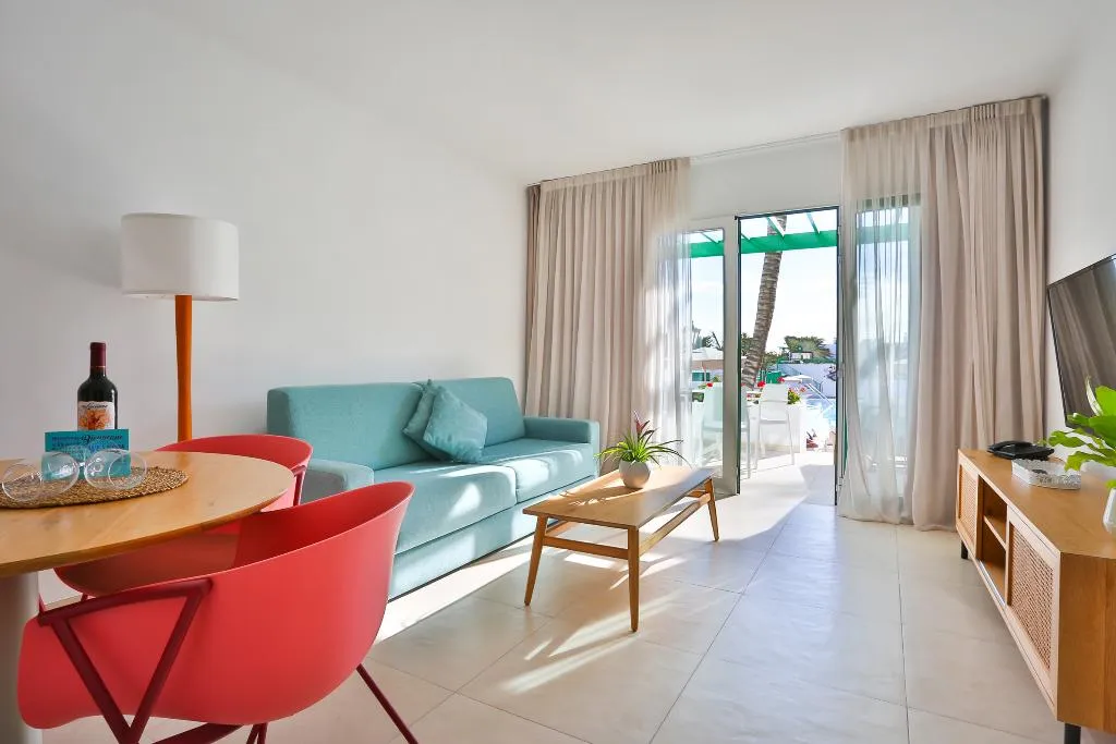 APARTMENT CAPACITY 5 TWO BEDROOMS Room, Nazaret Apartments, Lanzarote