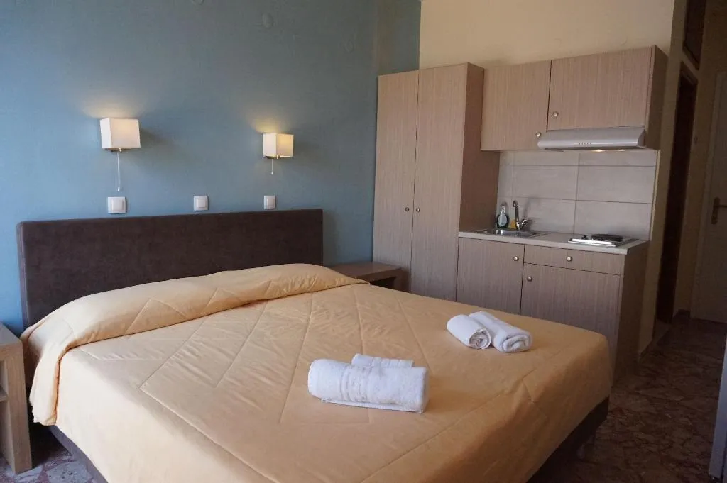Room, Tolon Beach Hotel, Athens