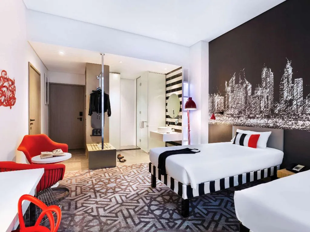 SINGLE KING SIZE BED Room, Ibis Styles Dubai Airport, Dubai