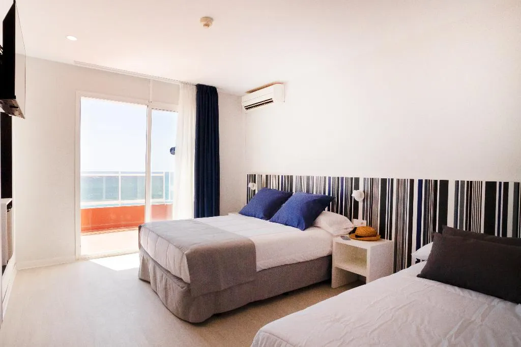 TRIPLE SEA VIEW Room, Hotel Ibersol Sorra d'Or, Costa Brava