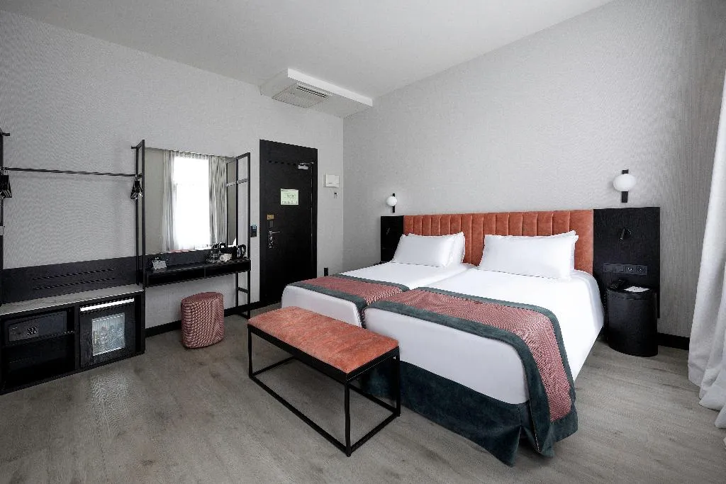 Double or Twin PREMIUM Room, Catalonia Vondel Amsterdam, Amsterdam