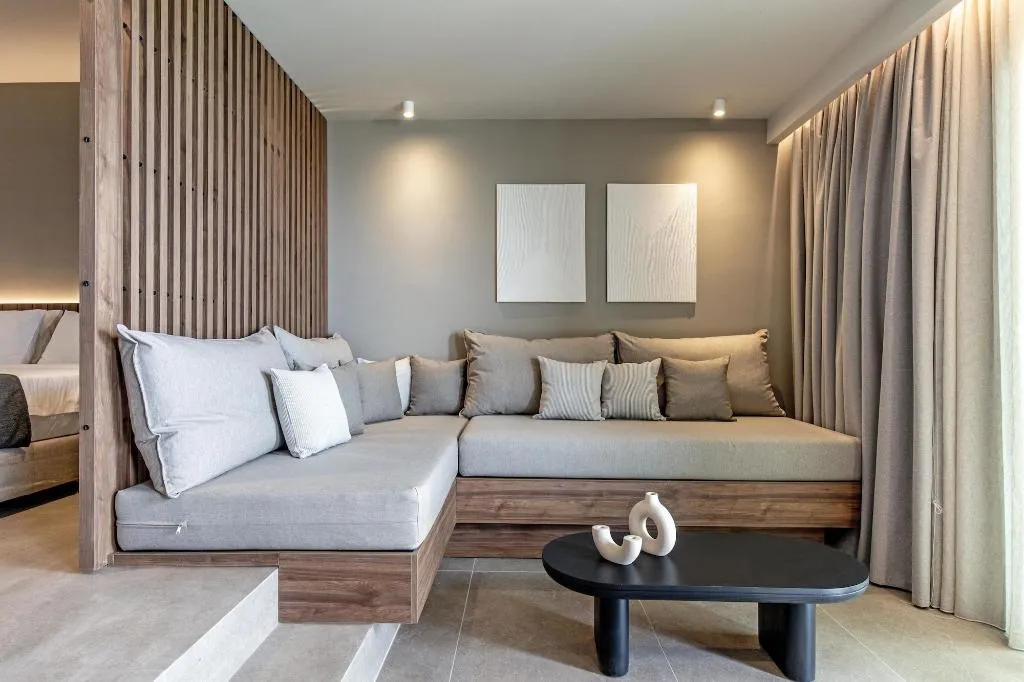 Room, Elios Hill - Sun Kissed Happiness, Crete