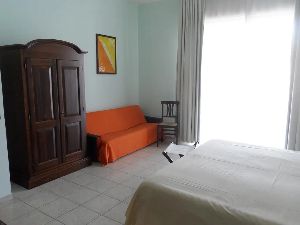 TRIPLE WITH BALCONY Room, Fiumefreddo Hotel, Taormina