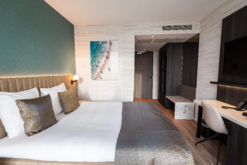 DOUBLE SUPERIOR Room, Ozo Hotels De President Amsterdam Schiphol Airport, Amsterdam