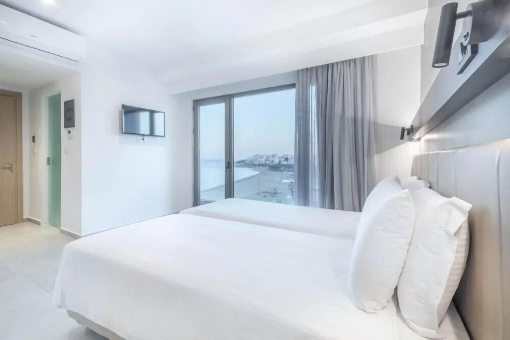 Double or Twin SUPERIOR WITH VIEWS Room, Avra, Athens