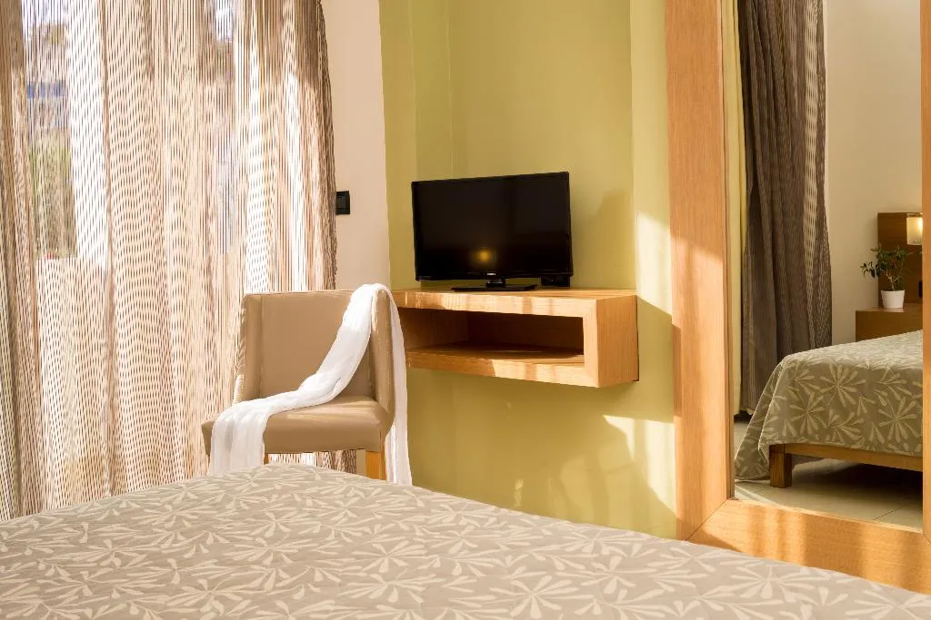 JUNIOR SUITE GARDEN VIEW Room, Atlantica Amalthia Beach Hotel, Crete