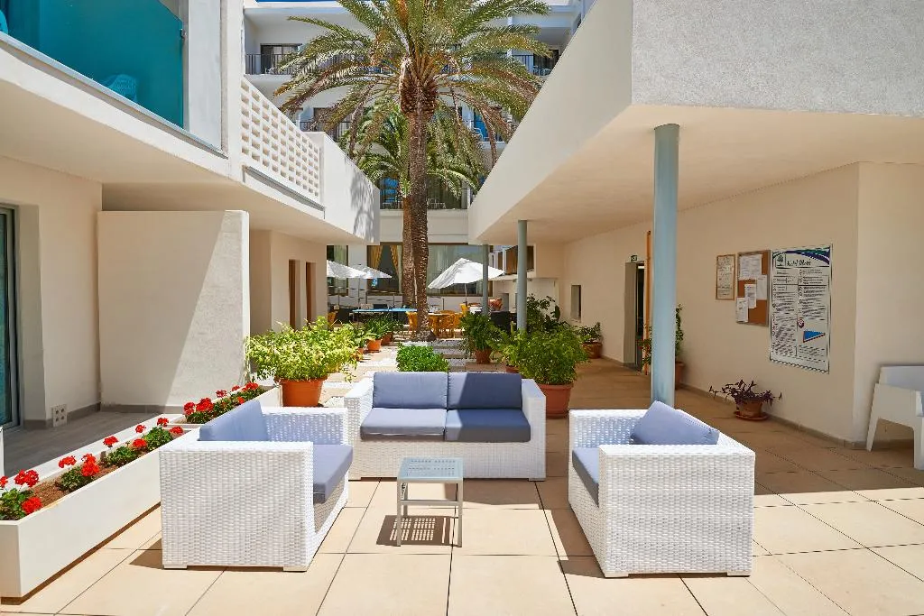 Terrace, More, Majorca