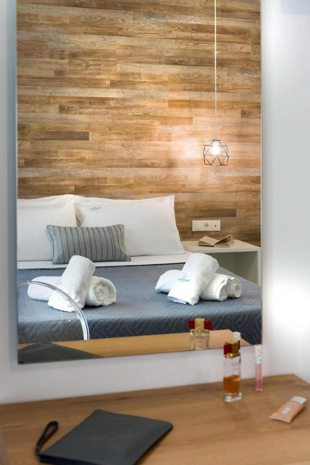 Room, Ria, Crete