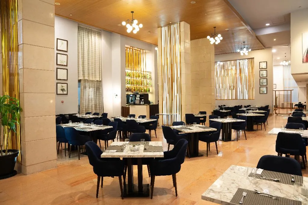 Restaurant, Radisson Blu Cairo Heliopolis, Cairo
