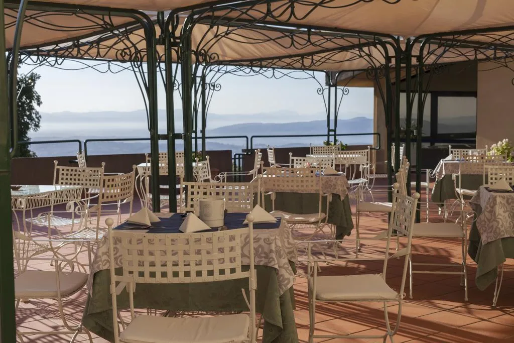 Restaurant, Bluebay Colle Della Trinità Perugia, Perugia