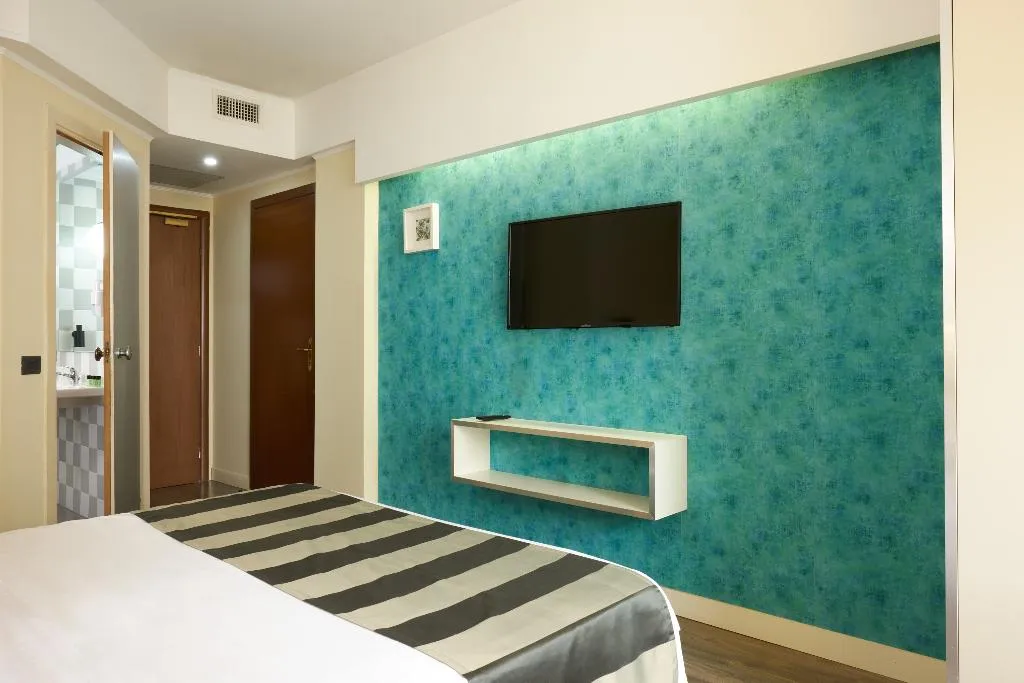 FAMILY ROOM STANDARD Room, Roma Tor Vergata Hotel, Rome