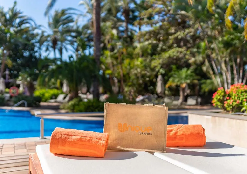 Double or Twin DELUXE Room, Corallium Dunamar by Lopesan Hotels, Gran Canaria