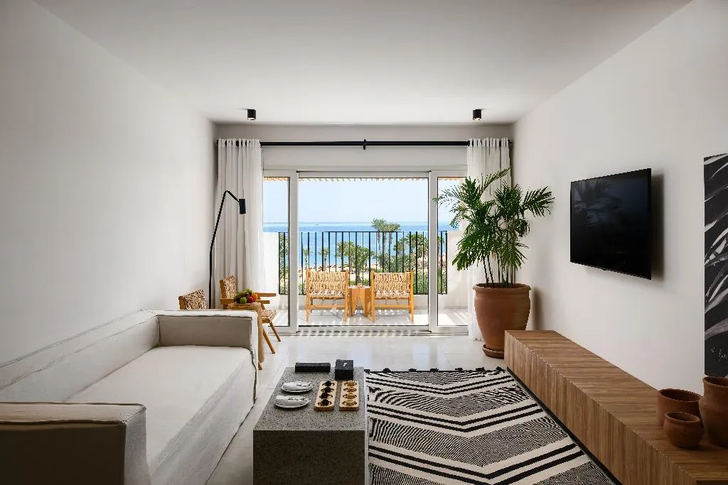 SUITE ONE BEDROOM Room, Serry Beach Resort, Red Sea Riviera