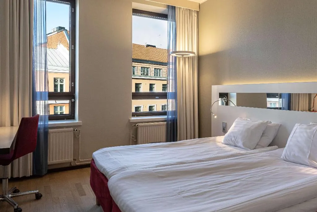 DOUBLE SINGLE USE KING SIZE BED Room, Scandic Kaisaniemi, Helsinki