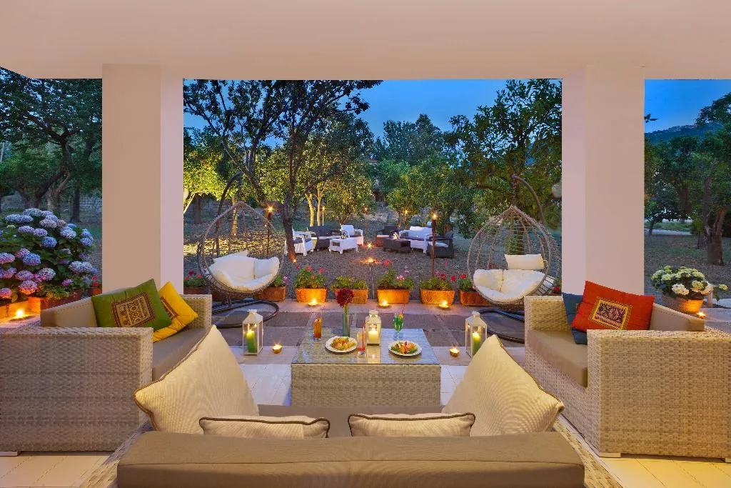 Terrace, Hotel Alpha, Naples